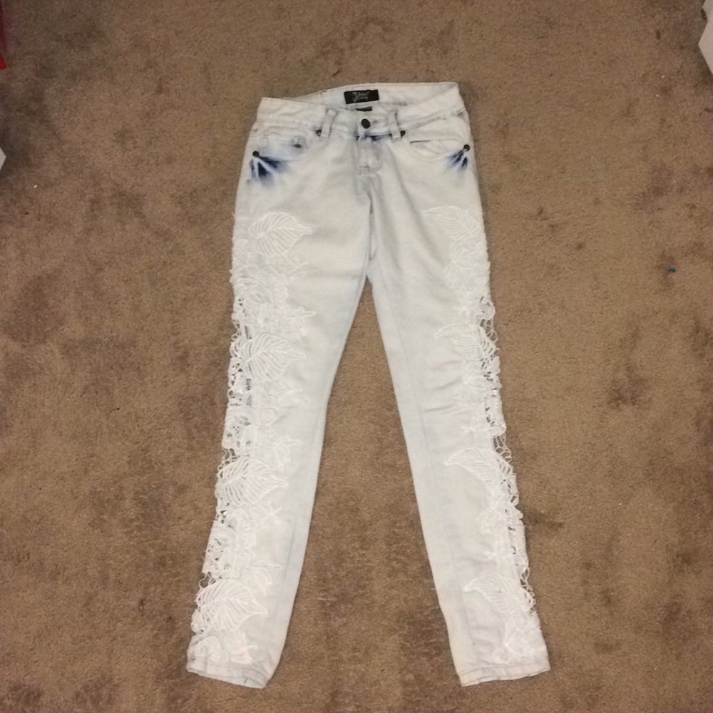 lacey jeans